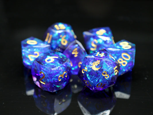 Old School Dice: Sharp Edged 7-Piece Dice Set - Diamond Cut - Darkness Comes